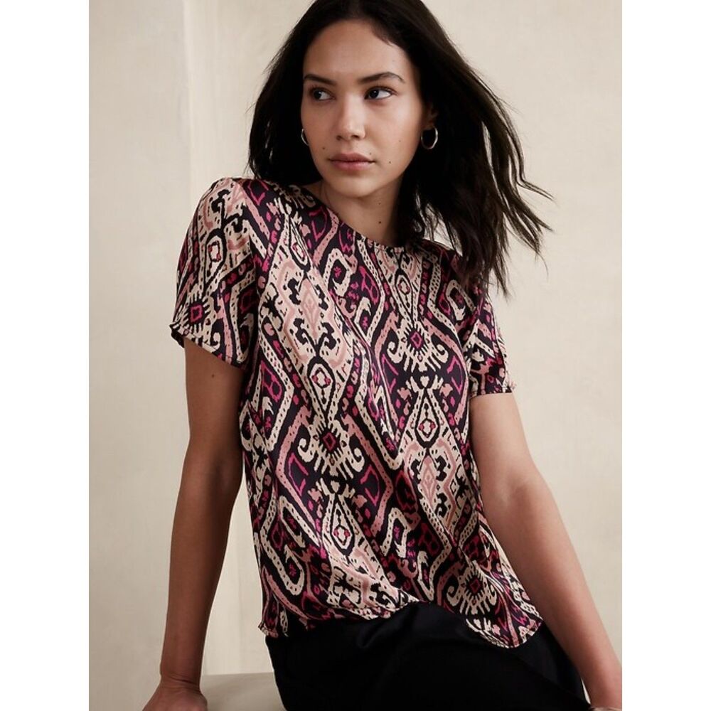 Banana Republic blouse in pink crush size L